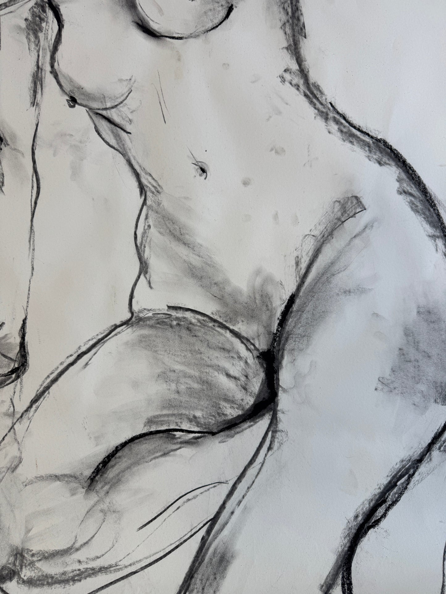 Naaktmodel houtskoop en krijt